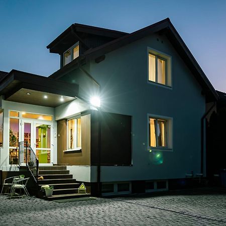 Pension Gallery براشوف المظهر الخارجي الصورة